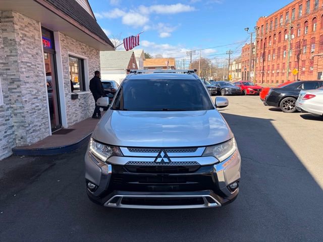 Used 2020 Mitsubishi Outlander SE AWD/4WD image 2