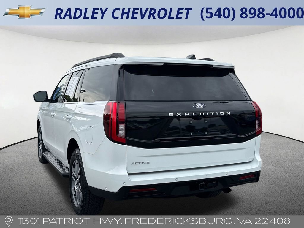 Used 2025 Ford Expedition Active AWD/4WD image 17