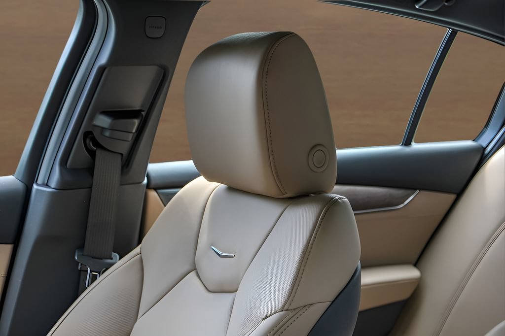 Certified 2025 Cadillac CT5 Premium Luxury w/ Technology Package RWD image 9