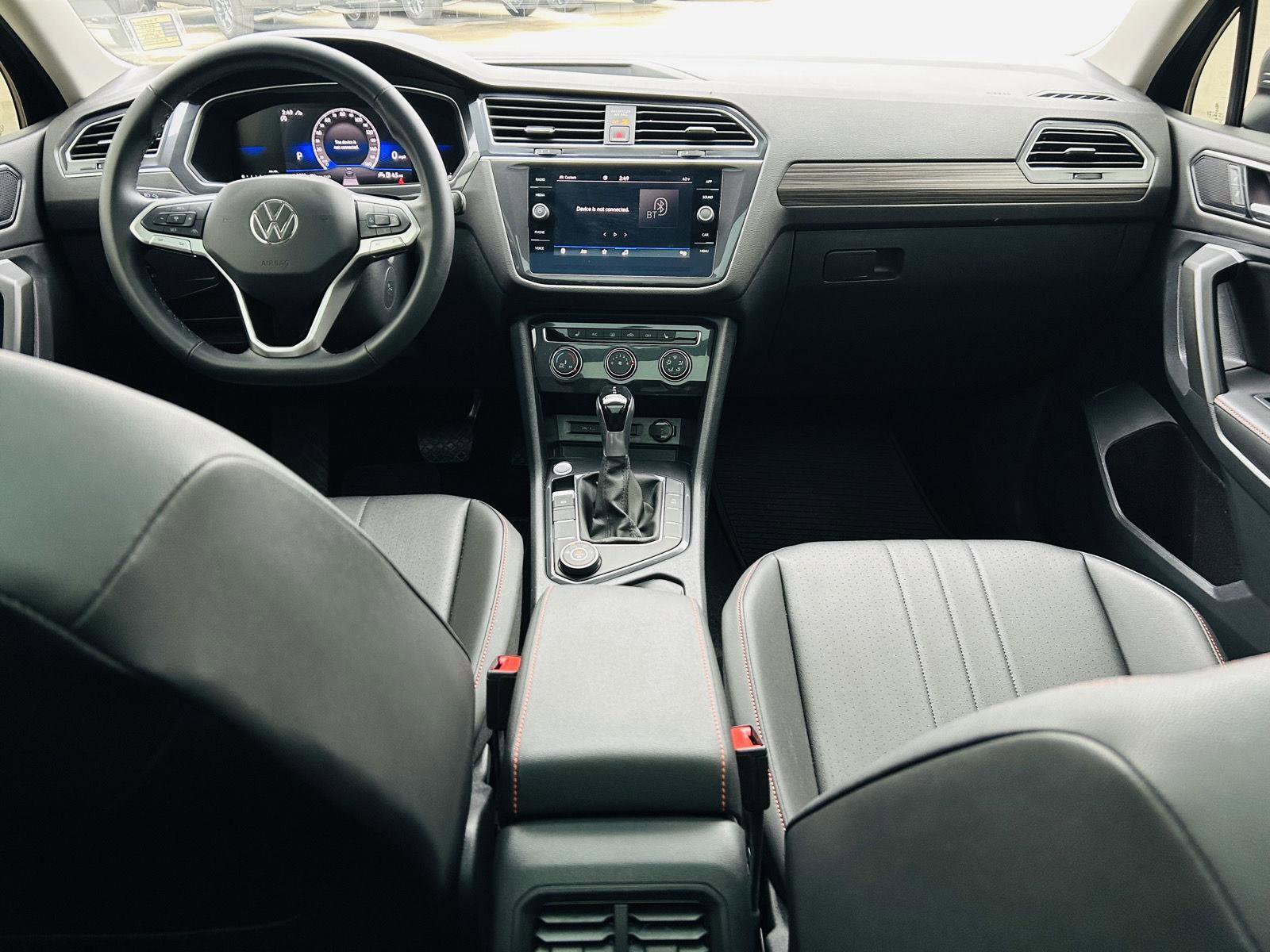 Used 2024 Volkswagen Tiguan Wolfsburg Edition w/ Panoramic Sunroof Package image 23