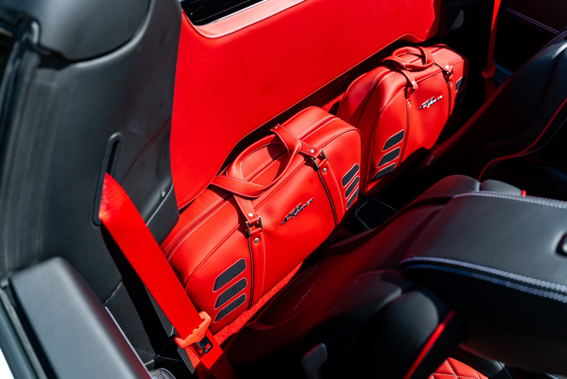 Used 2014 Ferrari 458 Spider RWD image 19