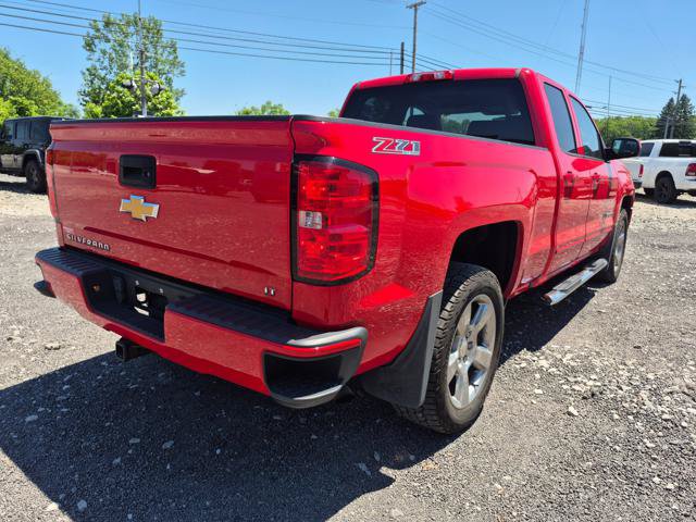 Used 2017 Chevrolet Silverado 1500 LT AWD/4WD image 6