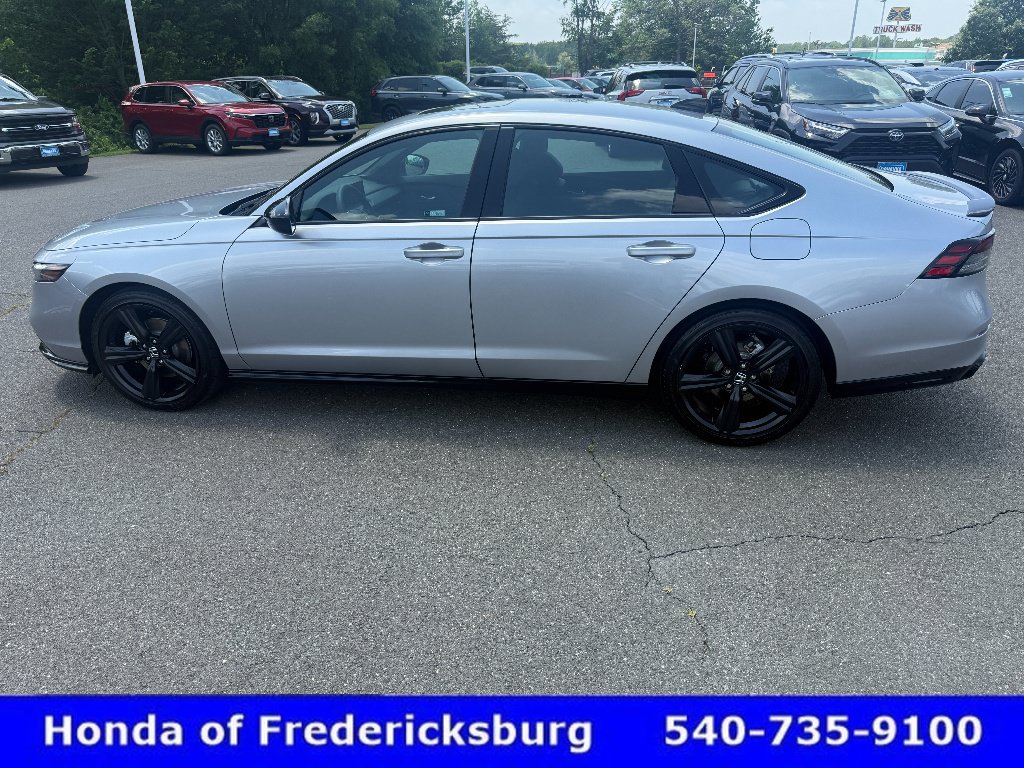 Used 2026 Honda Accord Sport image 3