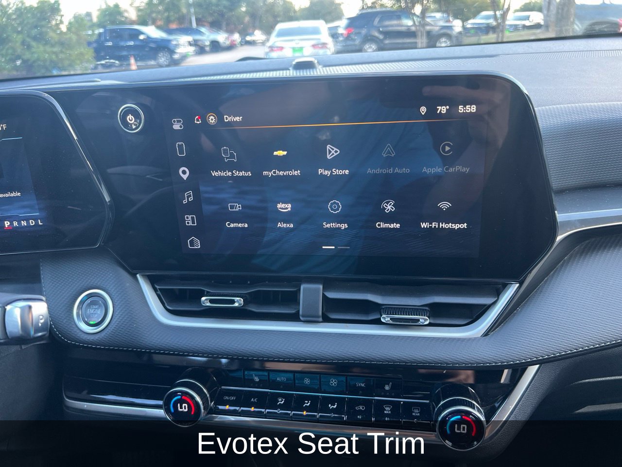Used 2025 Chevrolet Equinox LT w/ Convenience Package II FWD image 18