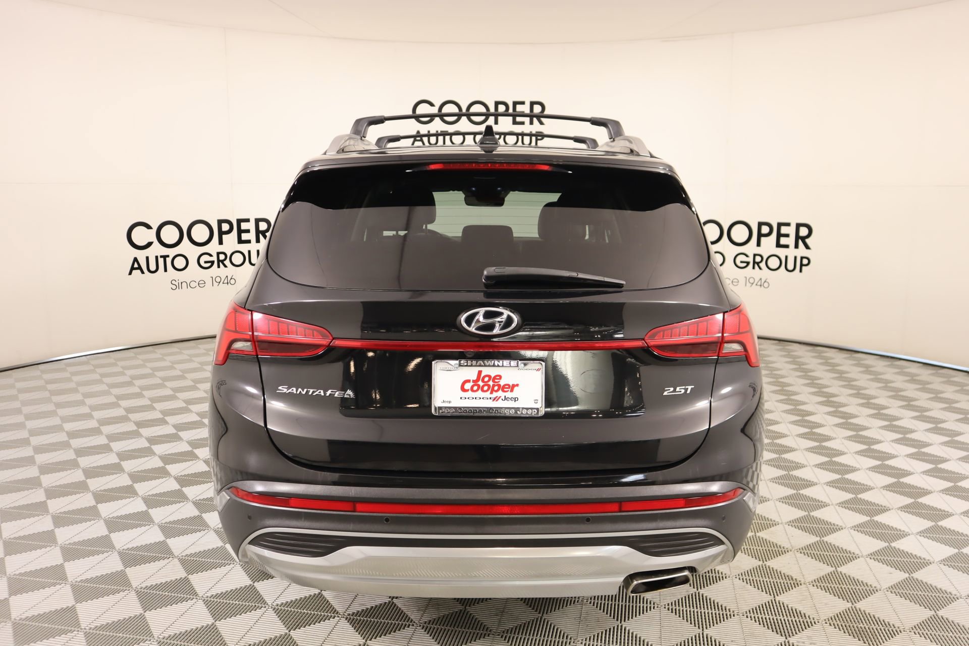 Used 2022 Hyundai Santa Fe Limited w/ Cargo Package FWD image 23