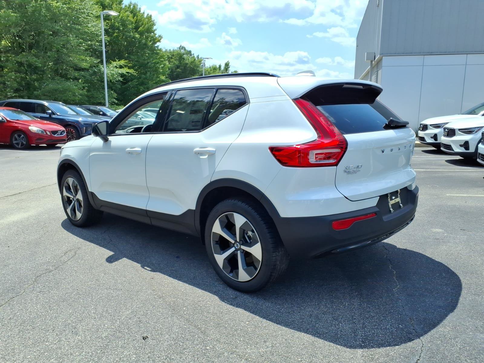 New 2026 Volvo XC40 B5 Plus w/ Protection Package Premier AWD/4WD image 2