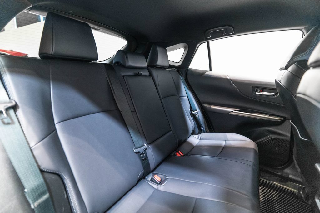 Certified 2024 Toyota Venza XLE AWD/4WD image 33