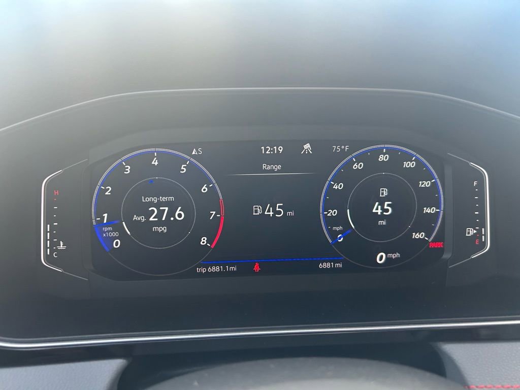 Certified 2025 Volkswagen Jetta GLI Autobahn image 24