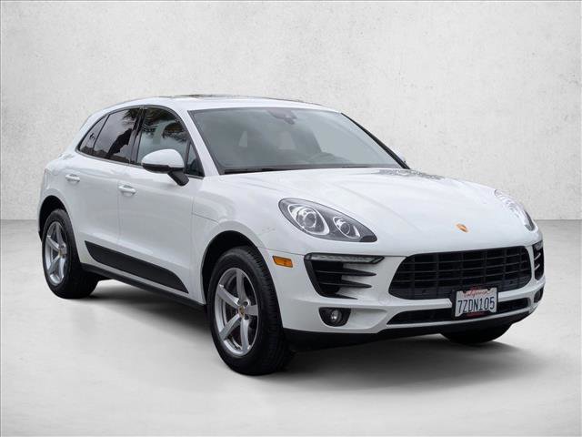Used 2017 Porsche Macan AWD/4WD image 4
