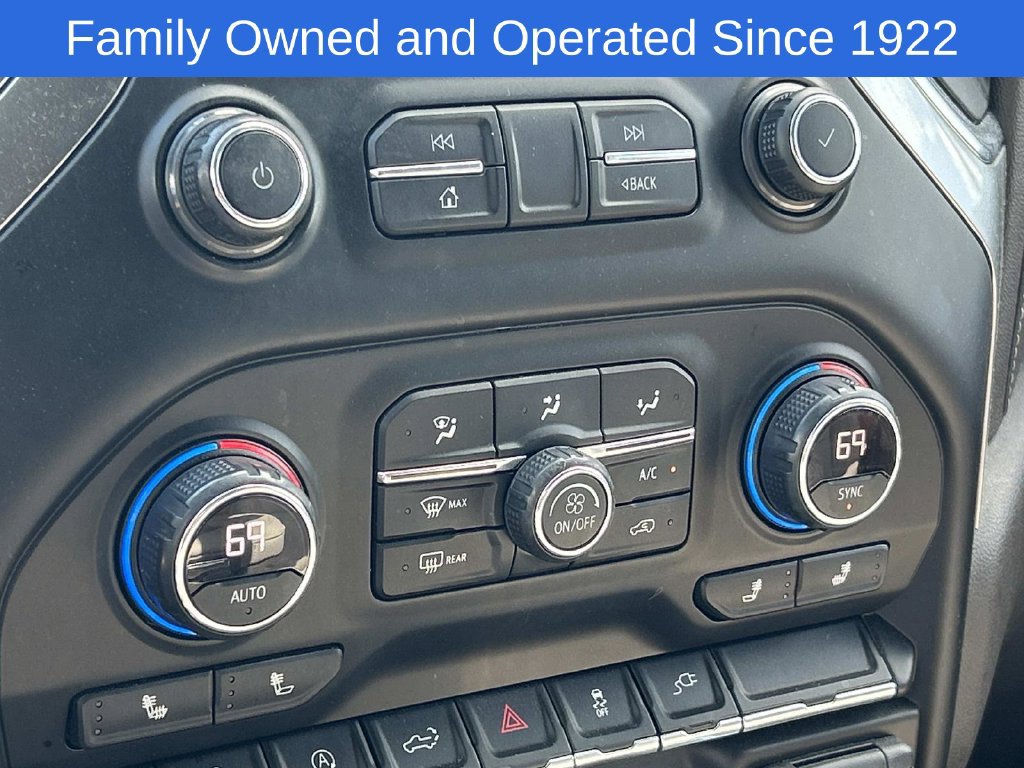 Used 2020 Chevrolet Silverado 1500 RST AWD/4WD image 17