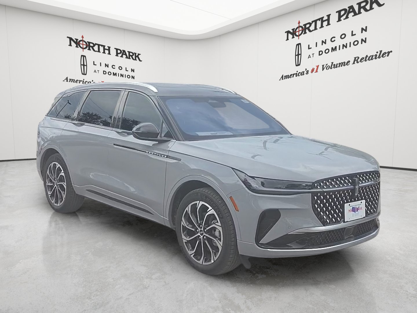 New 2026 Lincoln Nautilus Reserve AWD/4WD image 7