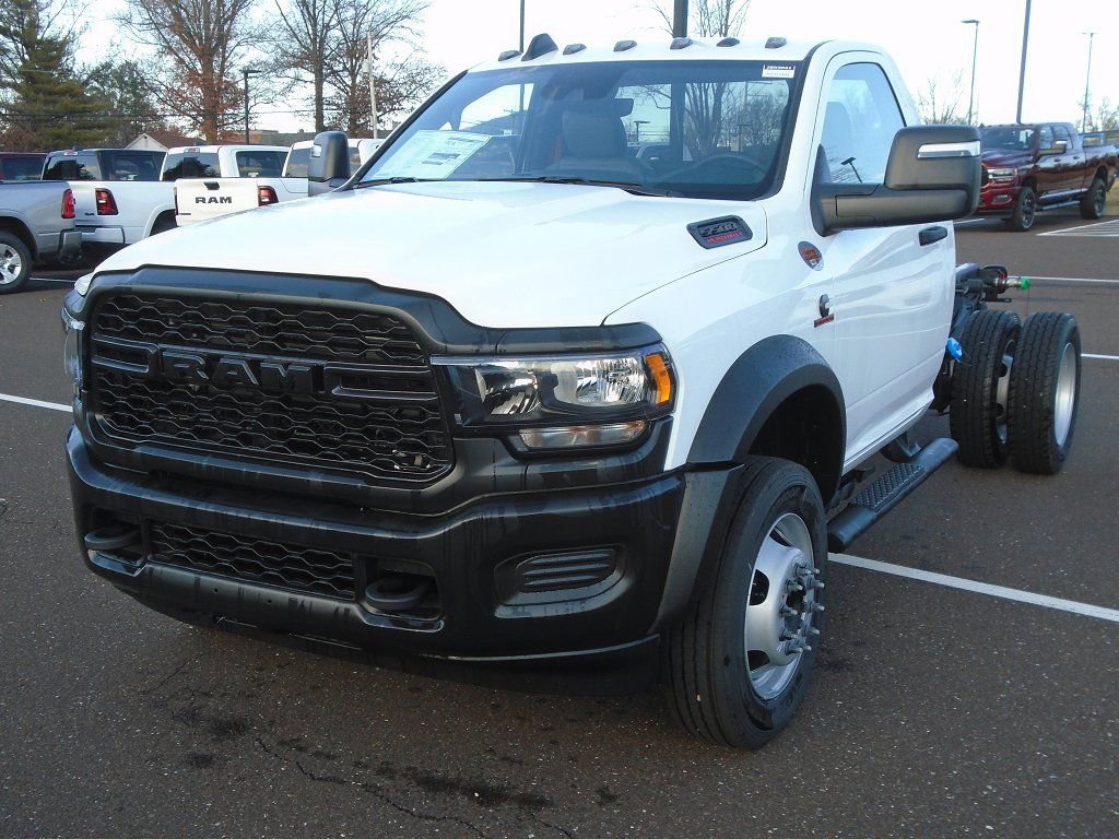 New 2024 RAM 5500 Tradesman w/ Safety Group image 4