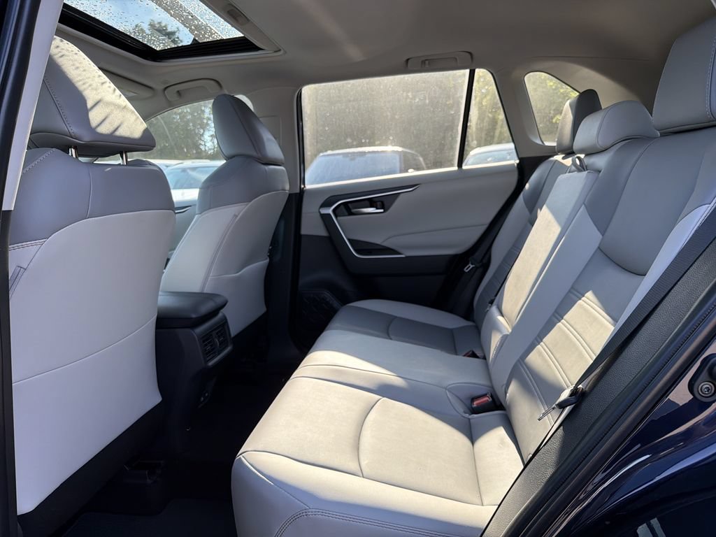 Used 2025 Toyota RAV4 XLE Premium FWD image 10