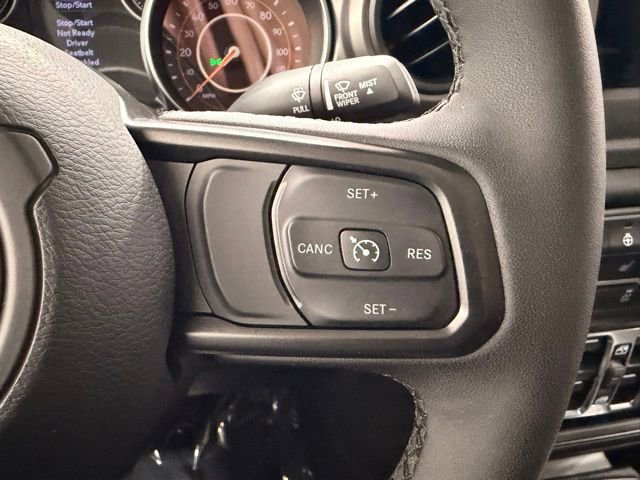 Used 2023 Jeep Gladiator Sport AWD/4WD image 31