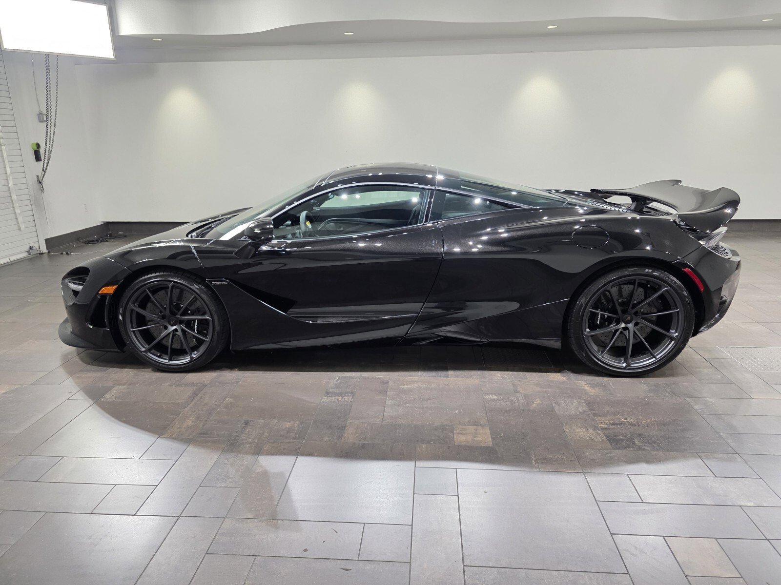 New 2026 McLaren 750S Coupe image 3