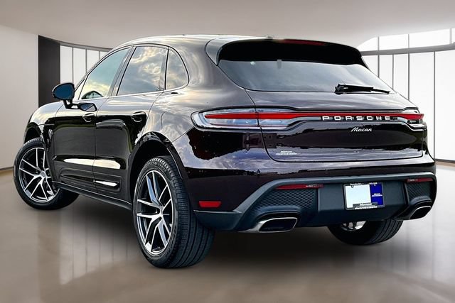 Used 2025 Porsche Macan AWD/4WD image 4