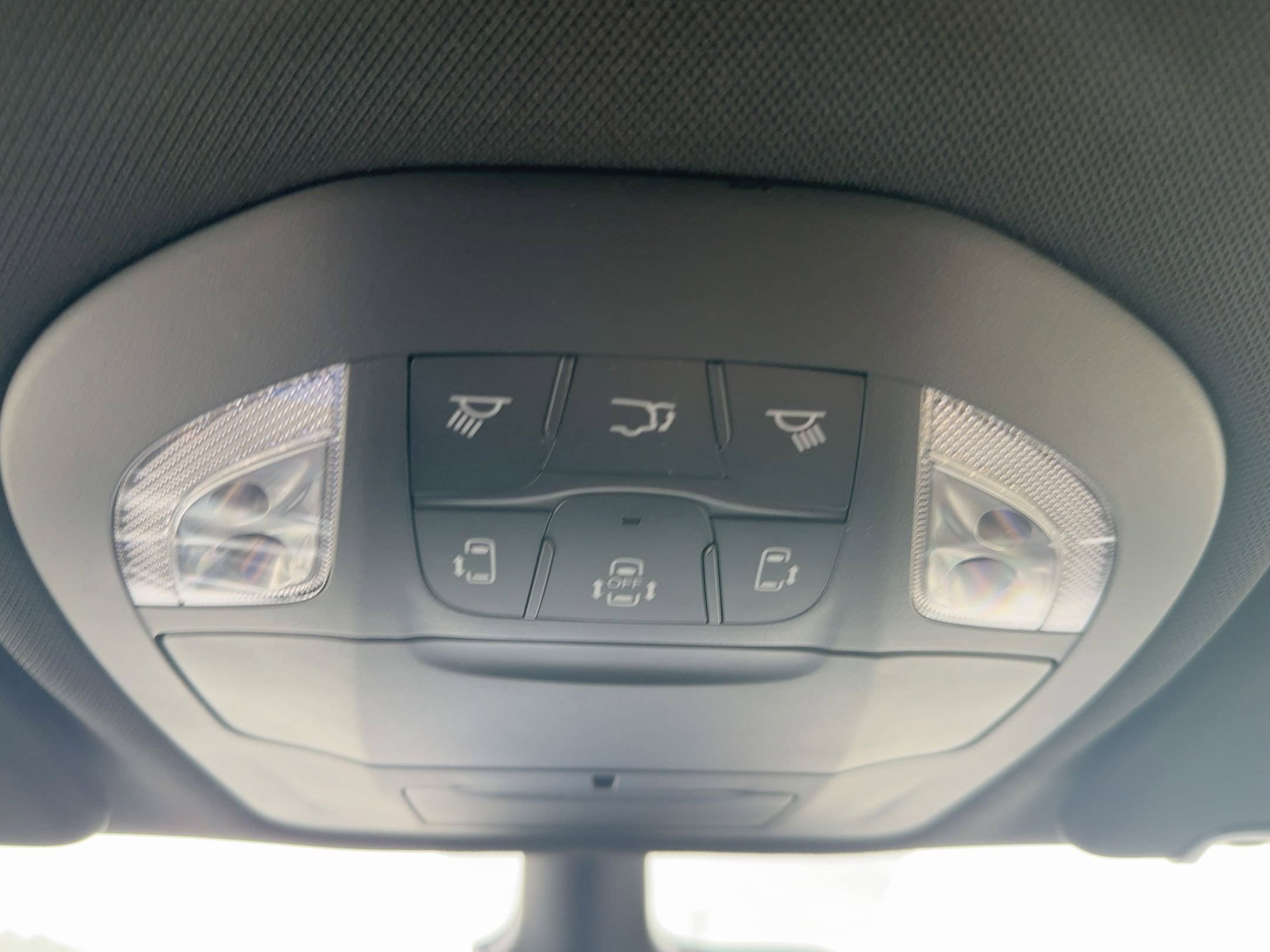 New 2026 Chrysler Voyager LX FWD image 20