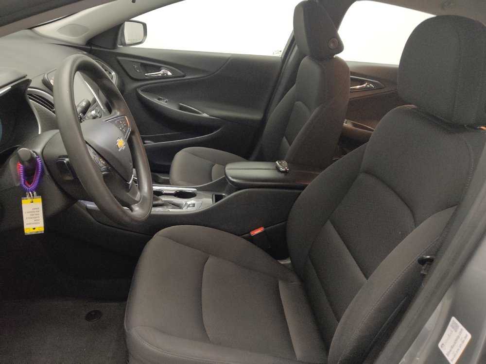 Used 2024 Chevrolet Malibu LT image 17