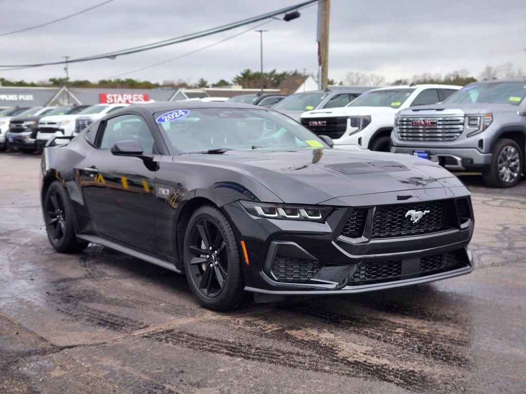Used 2024 Ford Mustang GT RWD image 7