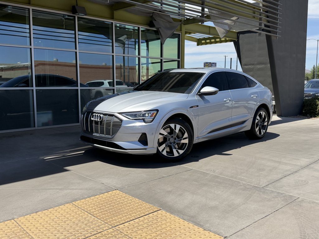 Used 2020 Audi e-tron Premium Plus AWD/4WD image 1