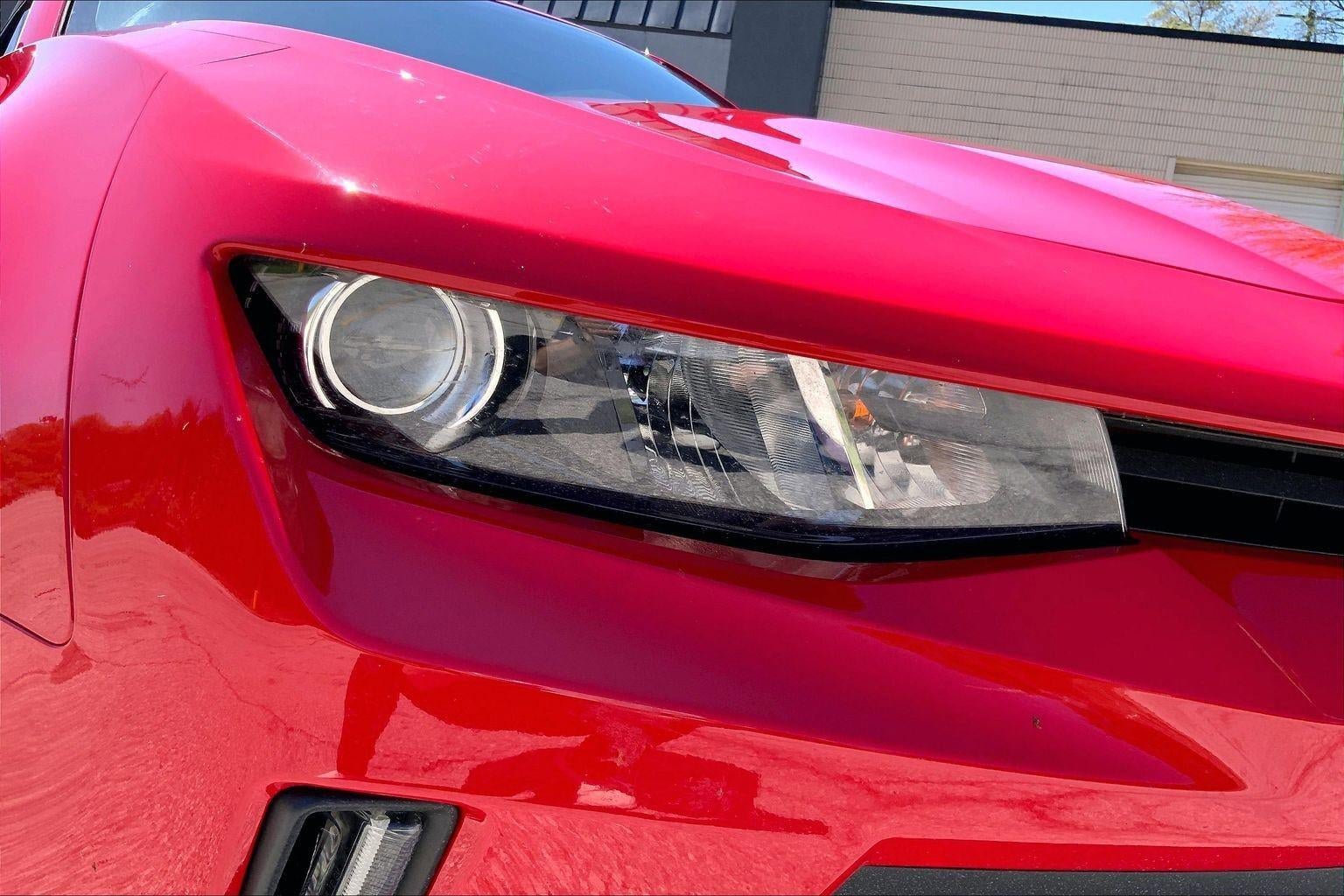 Used 2018 Chevrolet Camaro LT w/ Technology Package RWD image 24