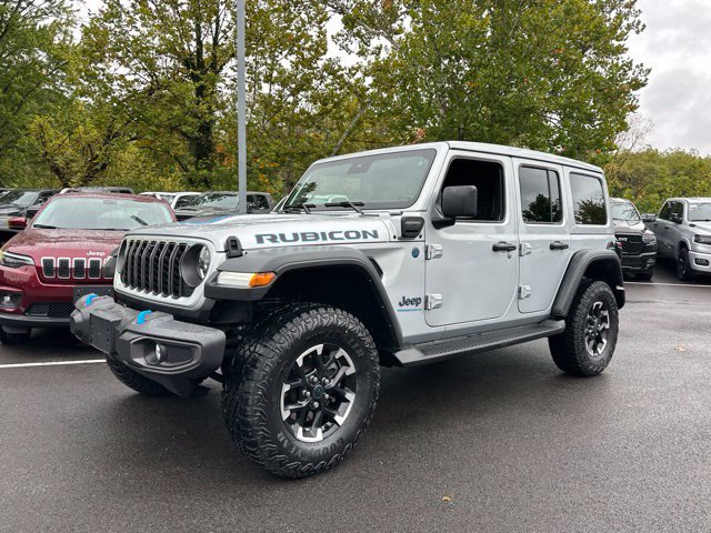 Used 2024 Jeep Wrangler Unlimited Rubicon 4xe w/ Technology Group AWD/4WD image 22