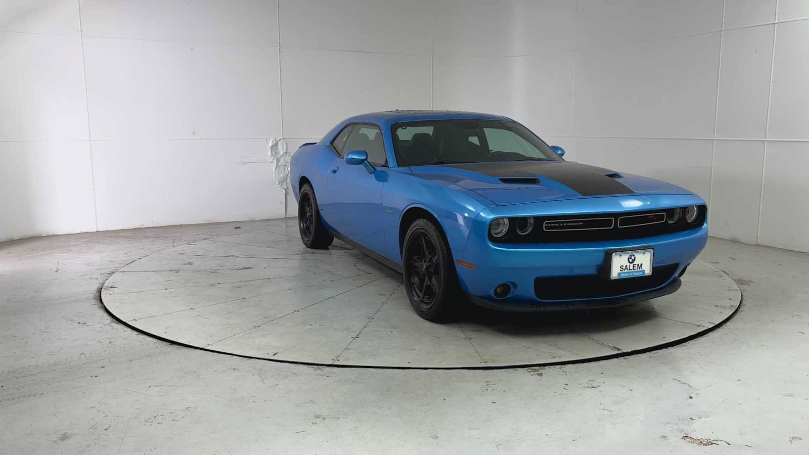 Used 2015 Dodge Challenger R/T Plus RWD image 4