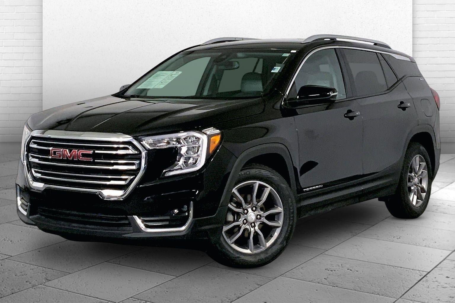 Used 2024 GMC Terrain SLT FWD image 12