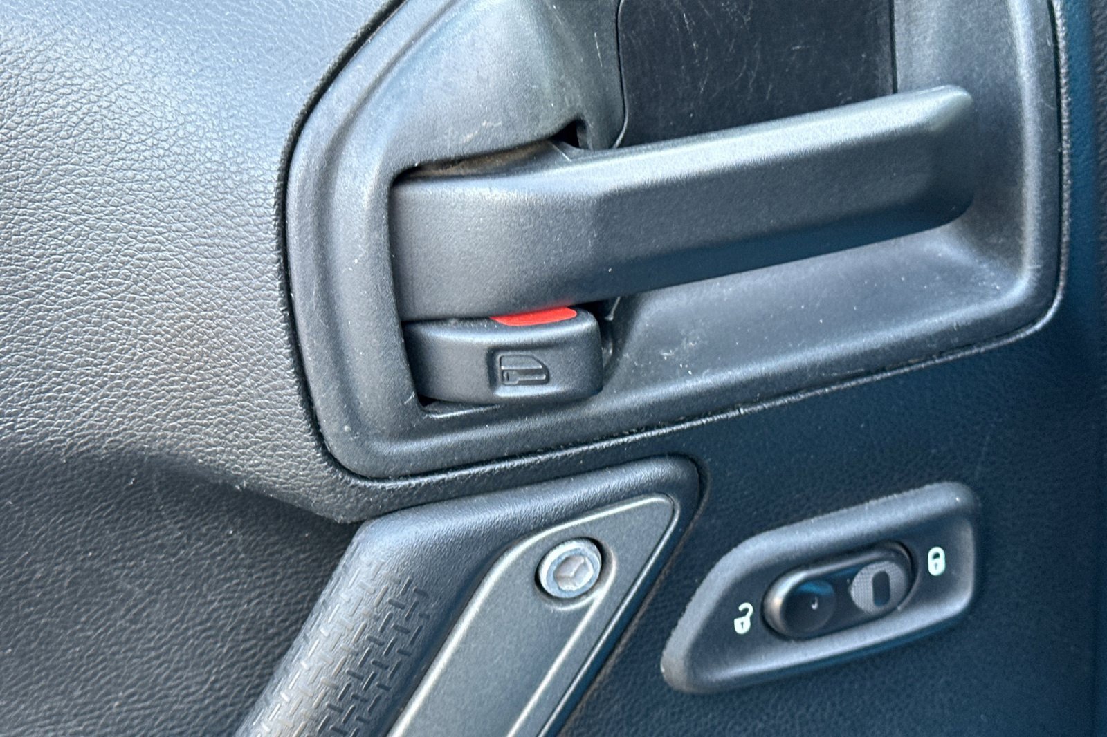 Used 2017 Jeep Wrangler Unlimited Sport w/ Quick Order Package 24S image 12