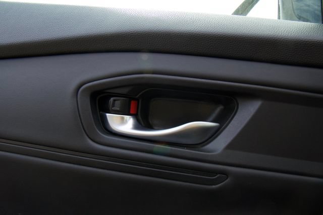 Used 2025 Honda Accord SE image 13