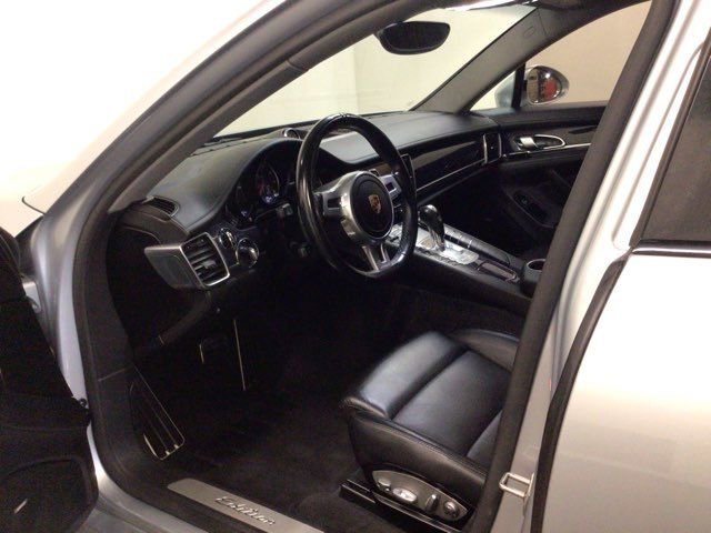 Used 2016 Porsche Panamera Edition image 8