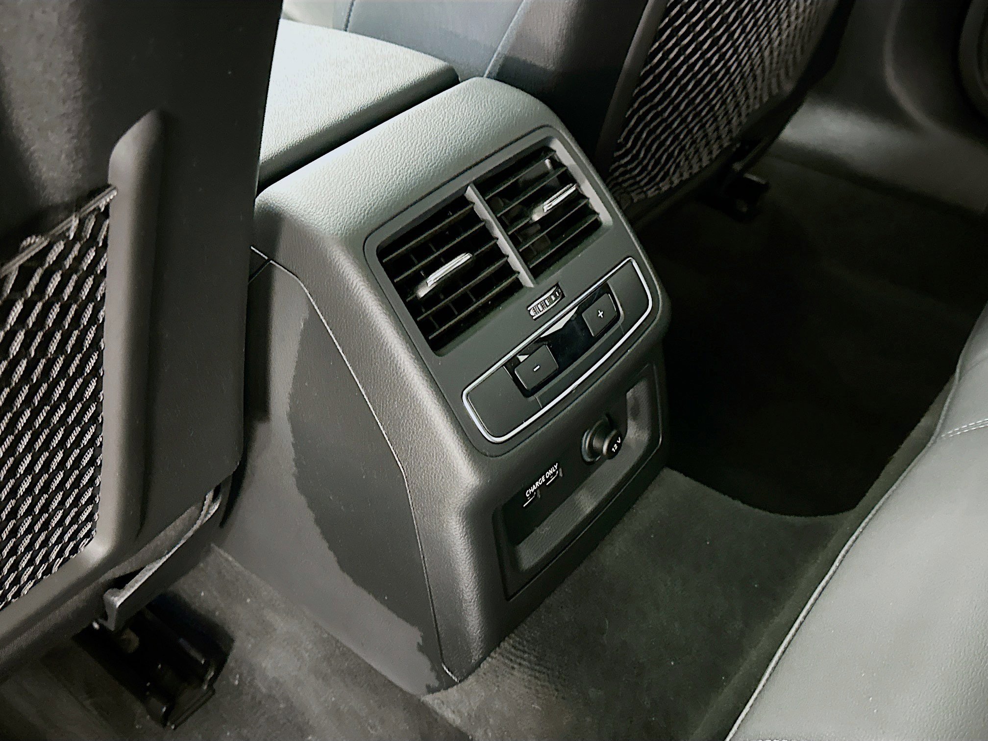 Used 2022 Audi A4 2.0T Premium Plus w/ Premium Plus Package image 29