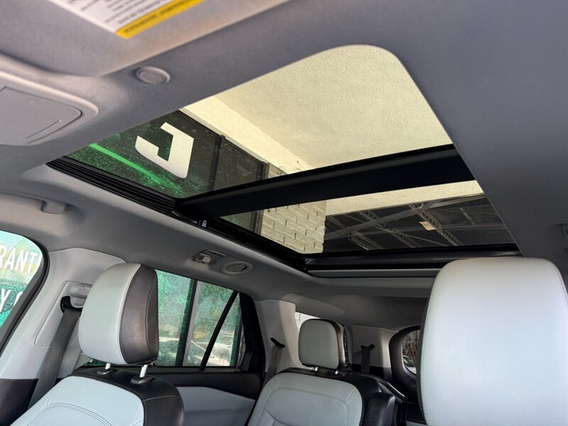 Used 2021 Ford Explorer XLT w/ Equipment Group 202A RWD image 15