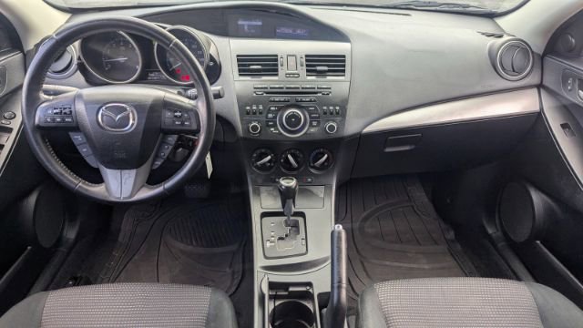 Used 2012 MAZDA MAZDA3 i Touring FWD image 22