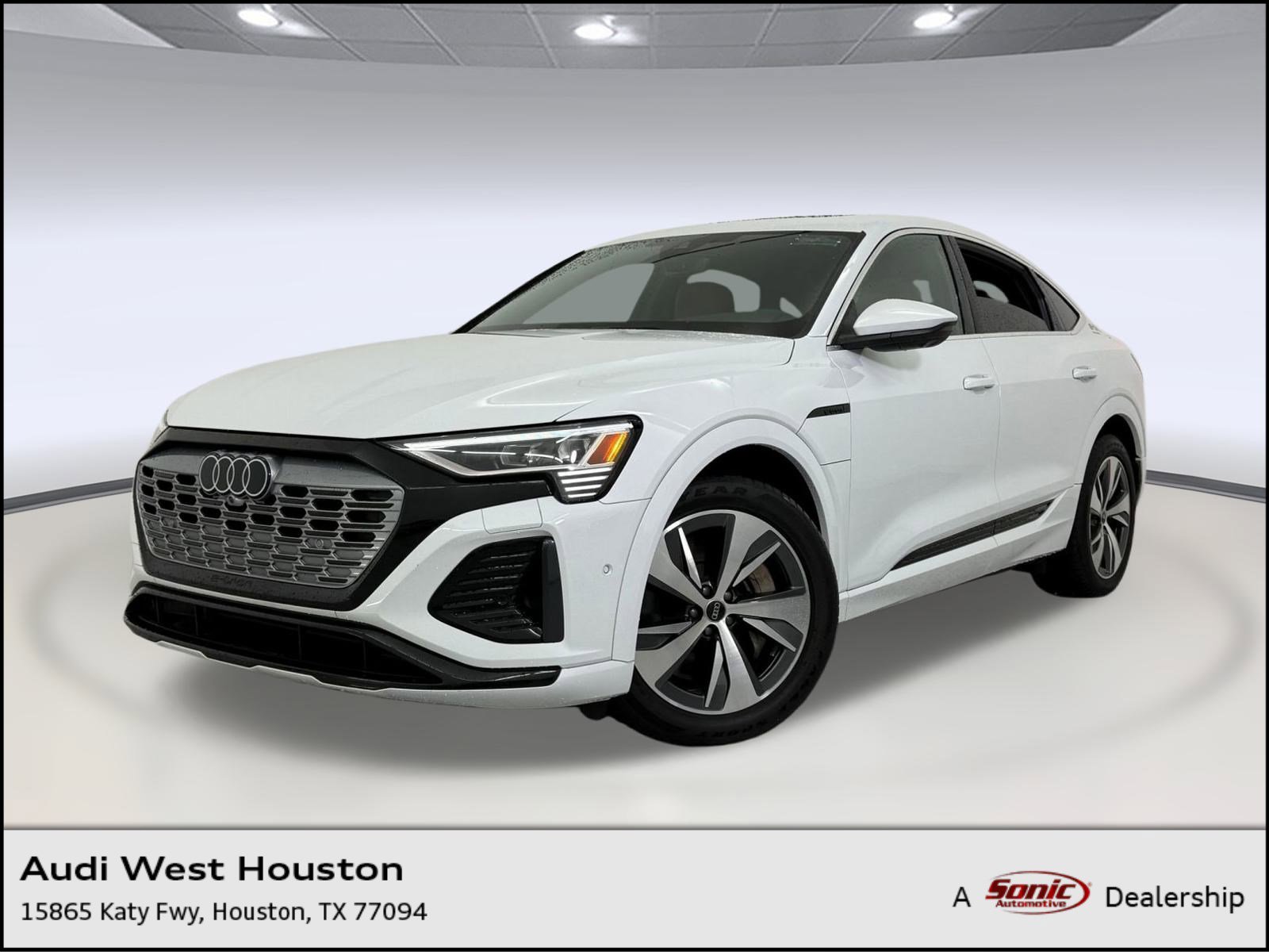 Used 2024 Audi Q8 e-tron Premium Plus