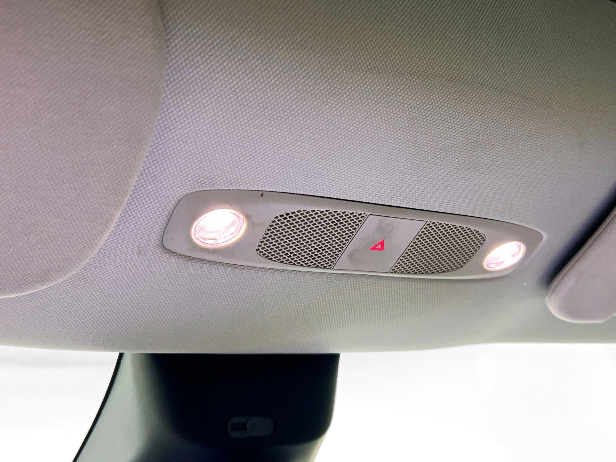 Used 2022 Tesla Model Y Long Range image 22