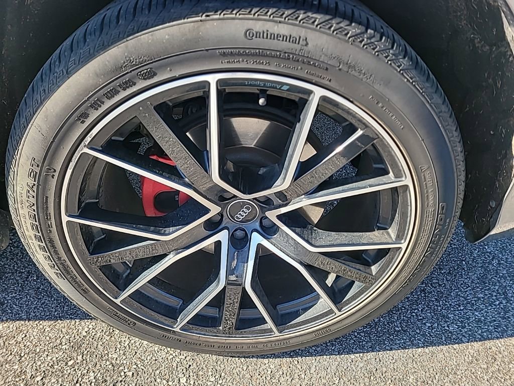 Used 2021 Audi Q8 Premium Plus w/ Premium Plus Package image 15