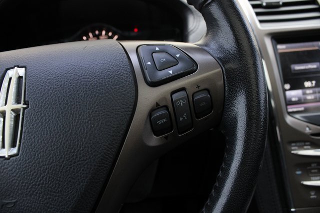 Used 2012 Lincoln MKX AWD image 14