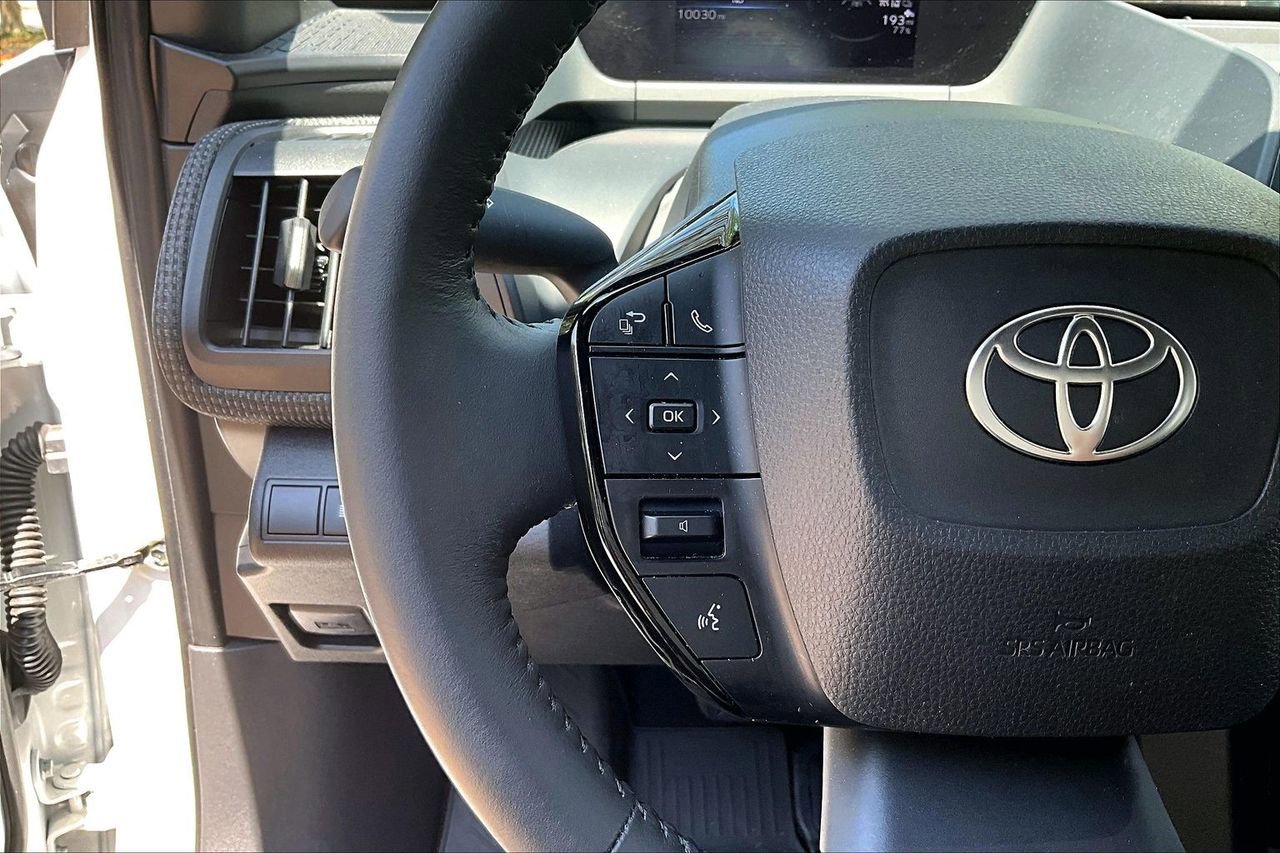 Used 2025 Toyota bZ4X AWD image 10