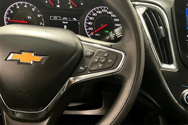 Used 2020 Chevrolet Malibu LT image 12