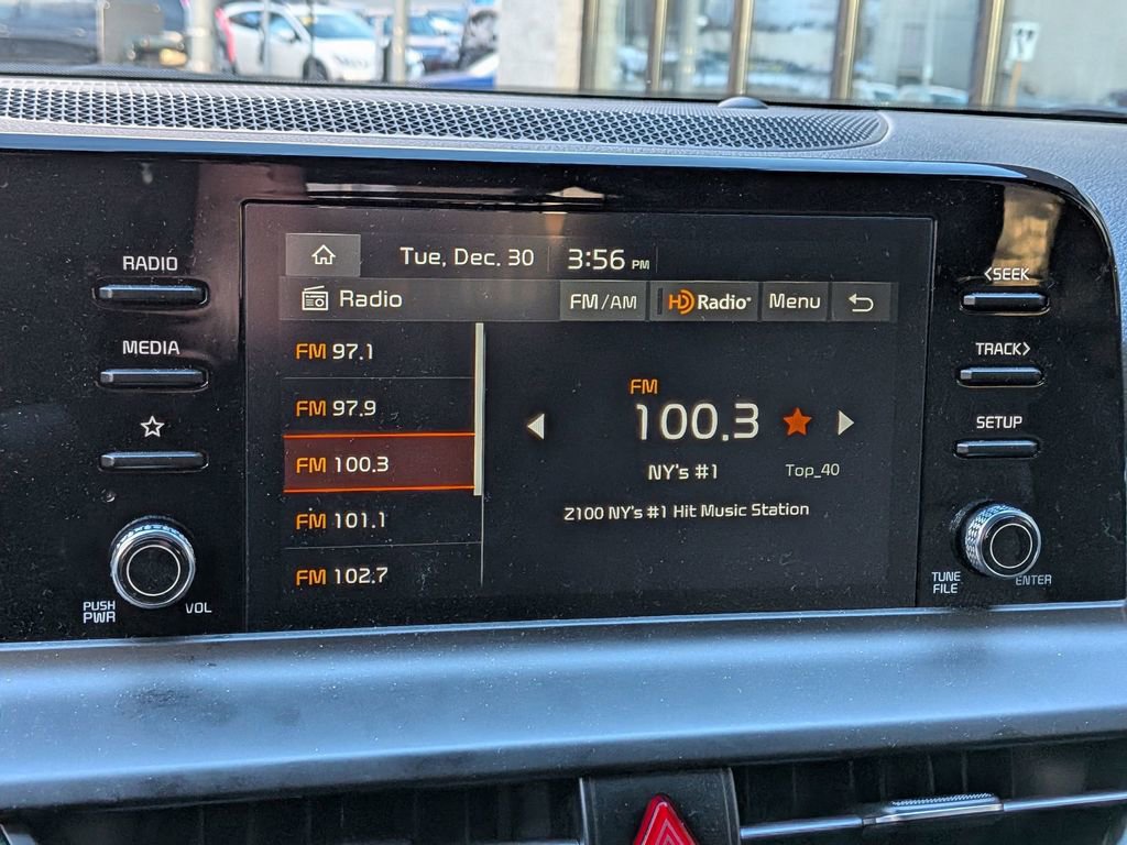 Certified 2025 Kia Seltos LX image 17