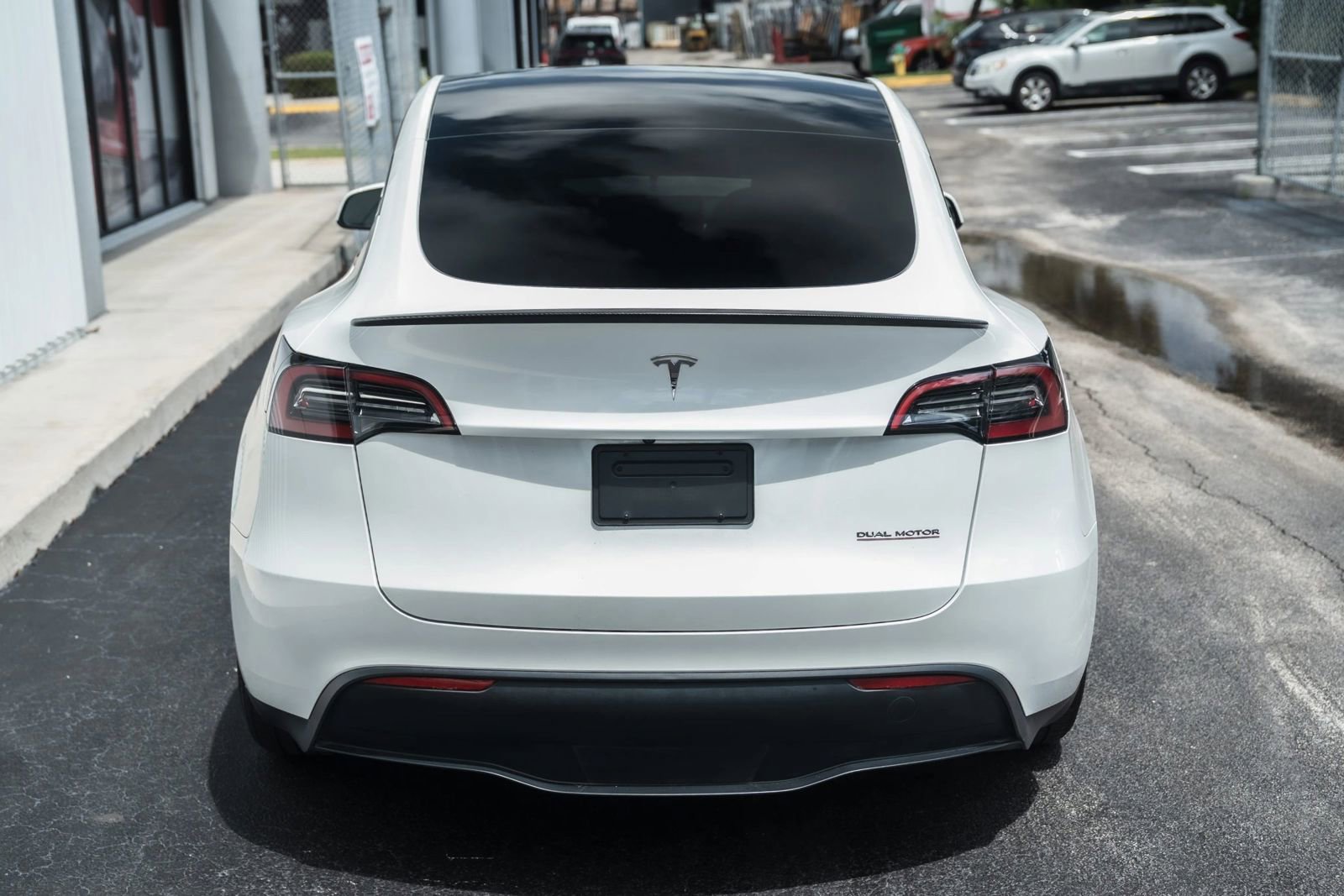 Used 2023 Tesla Model Y Performance AWD/4WD image 10