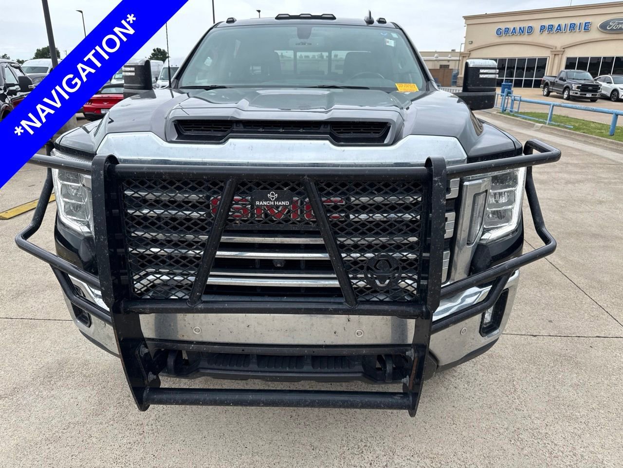 Used 2023 GMC Sierra 2500 SLT w/ Texas SLT Premium Package RWD image 2