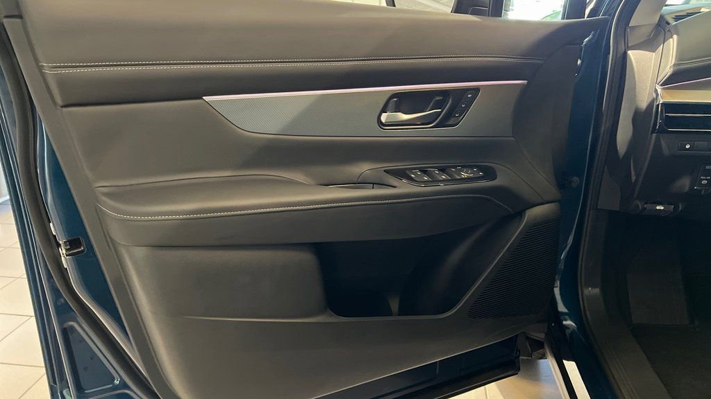 New 2025 Nissan Murano SL image 12