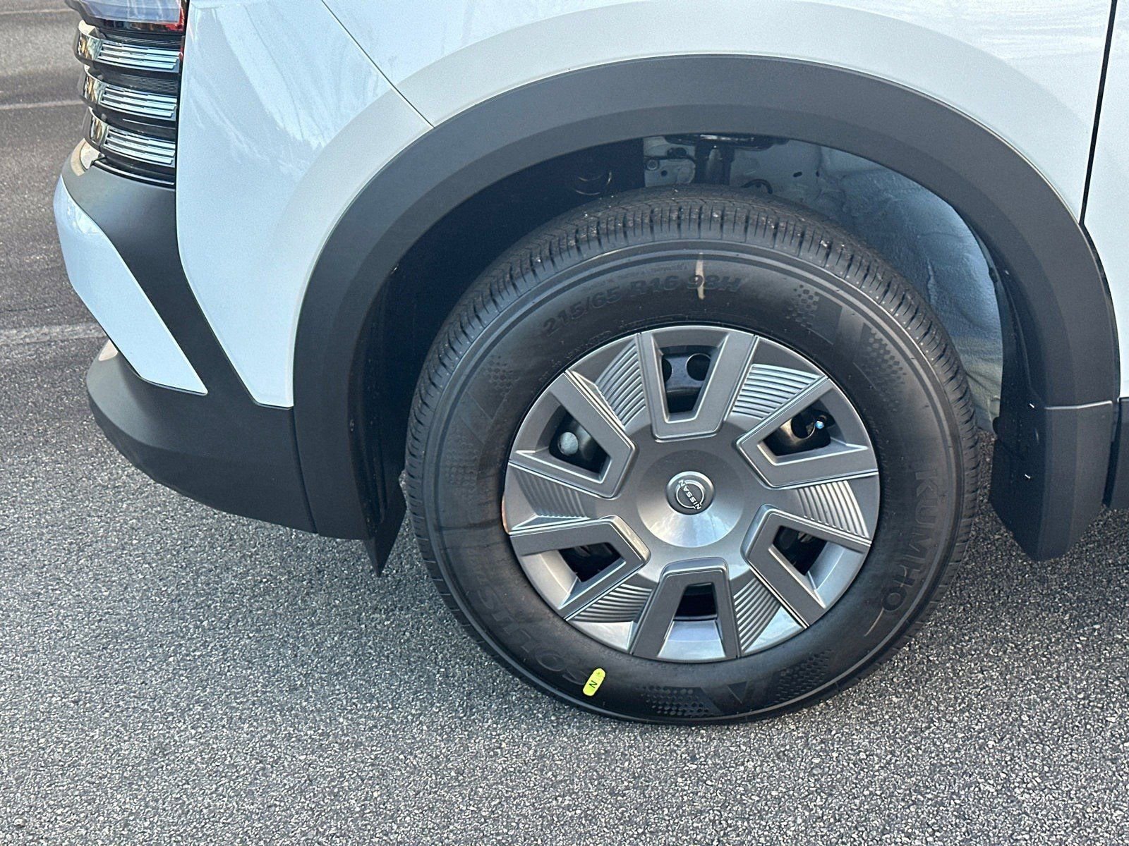 New 2026 Nissan Kicks S image 11