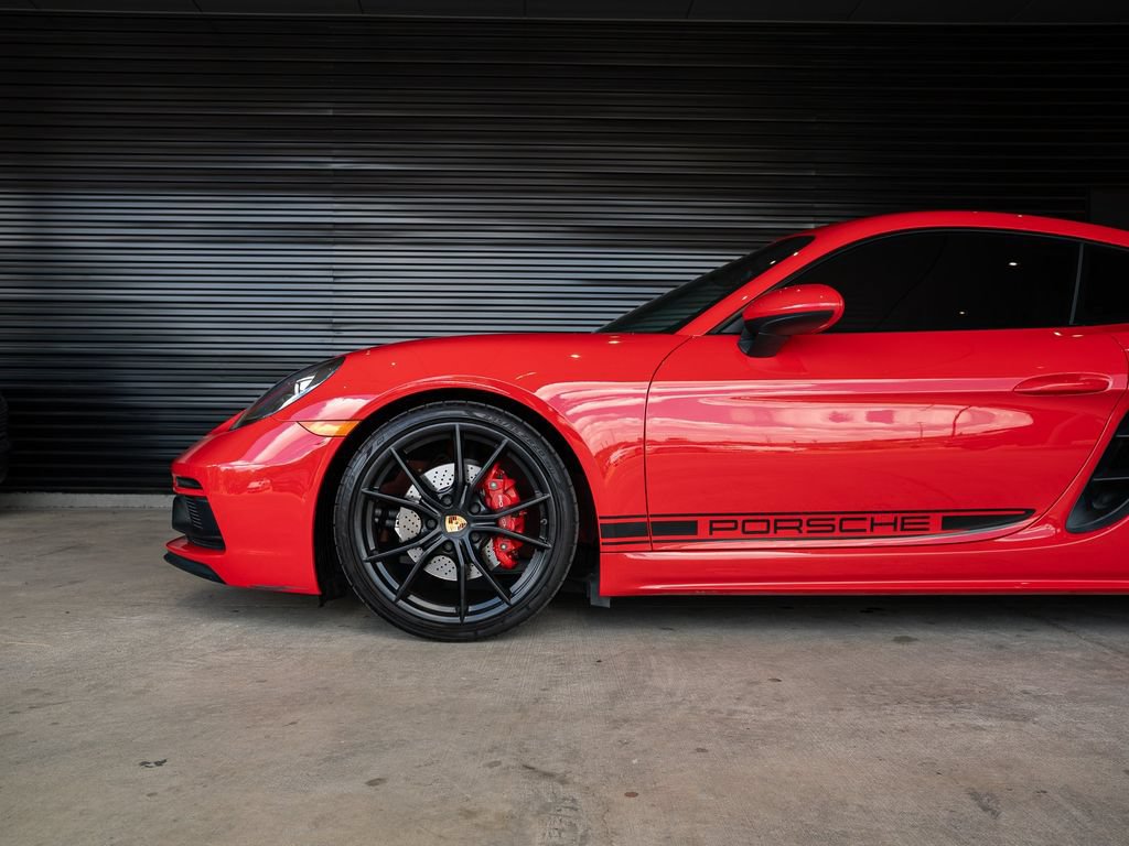 Certified 2018 Porsche 718 Cayman GTS RWD image 9