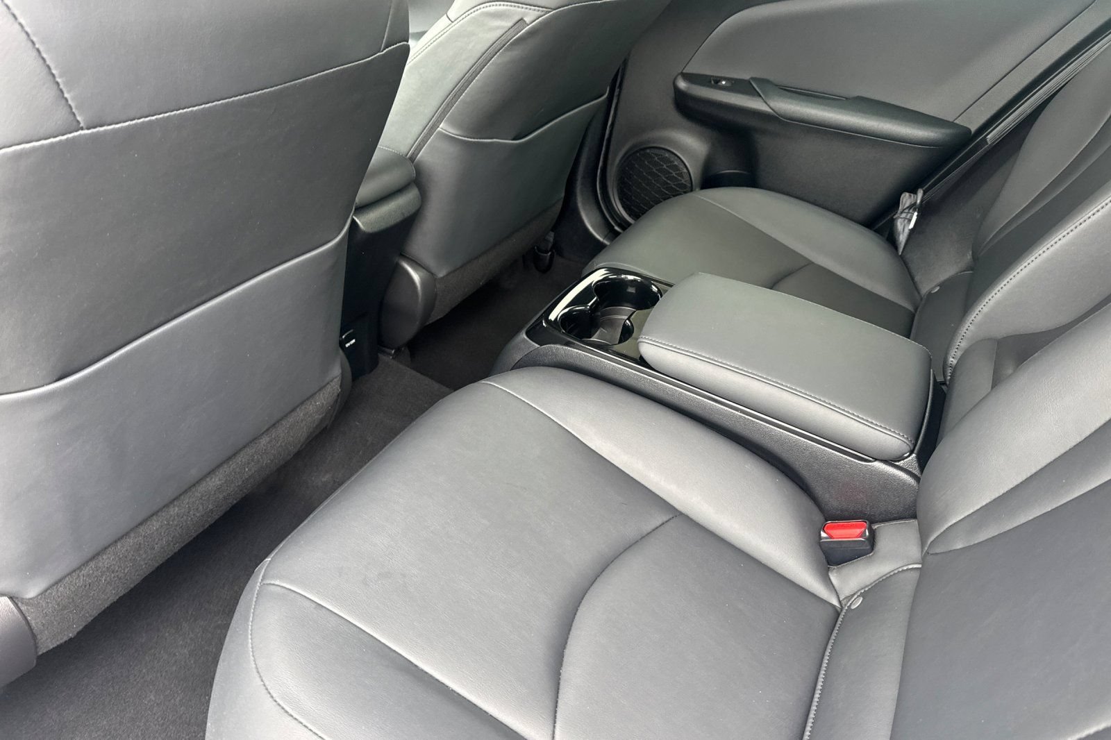 Used 2017 Toyota Prius Prime Premium FWD image 12