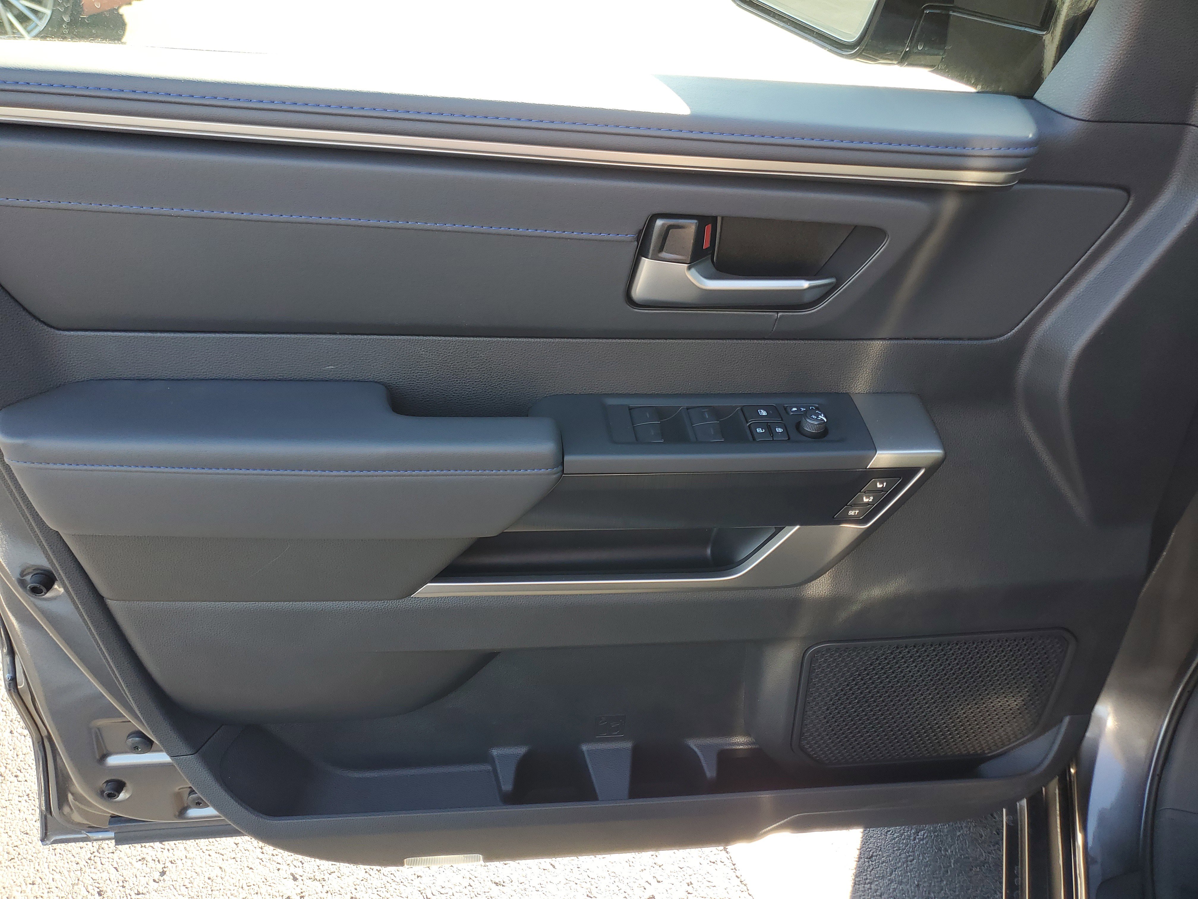 New 2026 Toyota Tundra Platinum w/ TRD Off-Road Package image 23