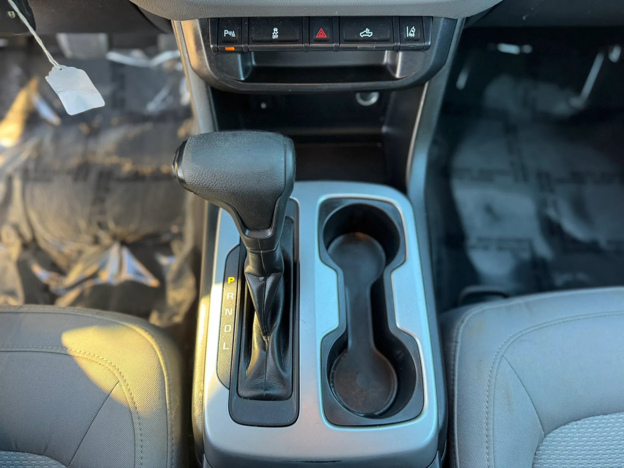 Used 2020 Chevrolet Colorado LT w/ Safety Package image 18