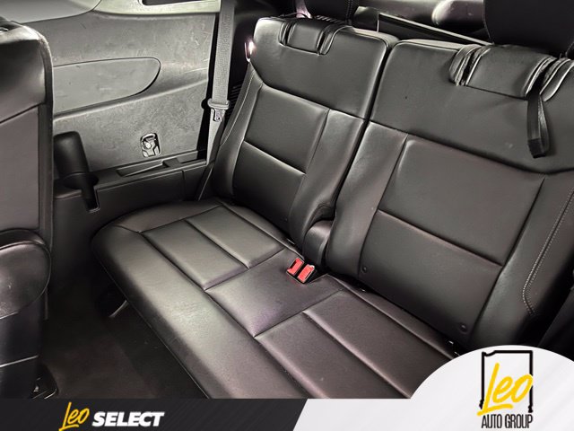 Used 2024 Ford Explorer XLT w/ Equipment Group 202A AWD/4WD image 25